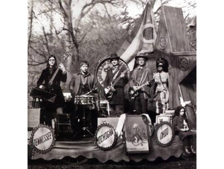 Raconteurs - Consolers Of The Lonely