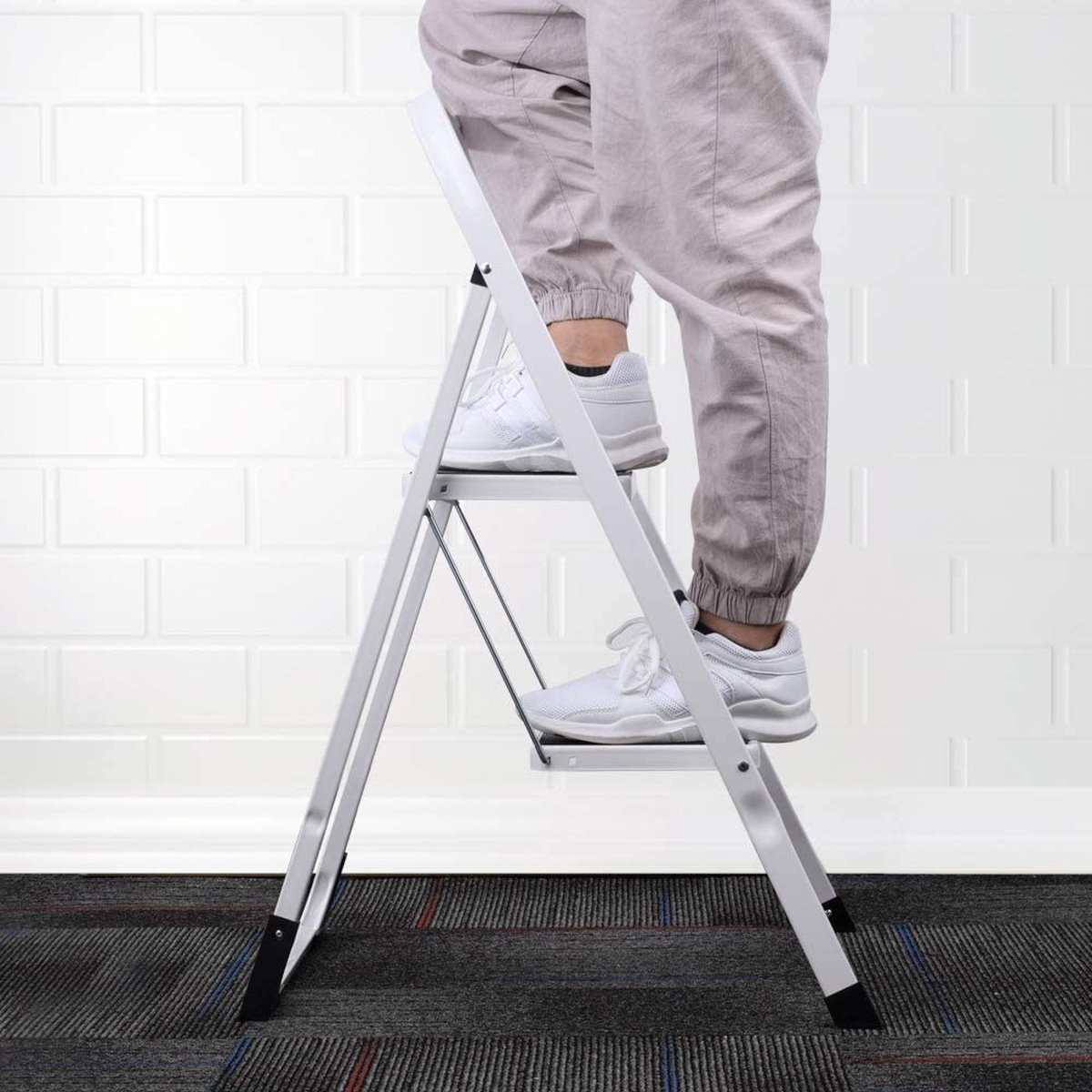 2-traps ladder