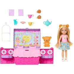 Barbie Familie und Freunde Club Chelsea aufklappbares Teeparty-Spielset mit kleiner Puppe und mehr als 10 Zubehörteilen
