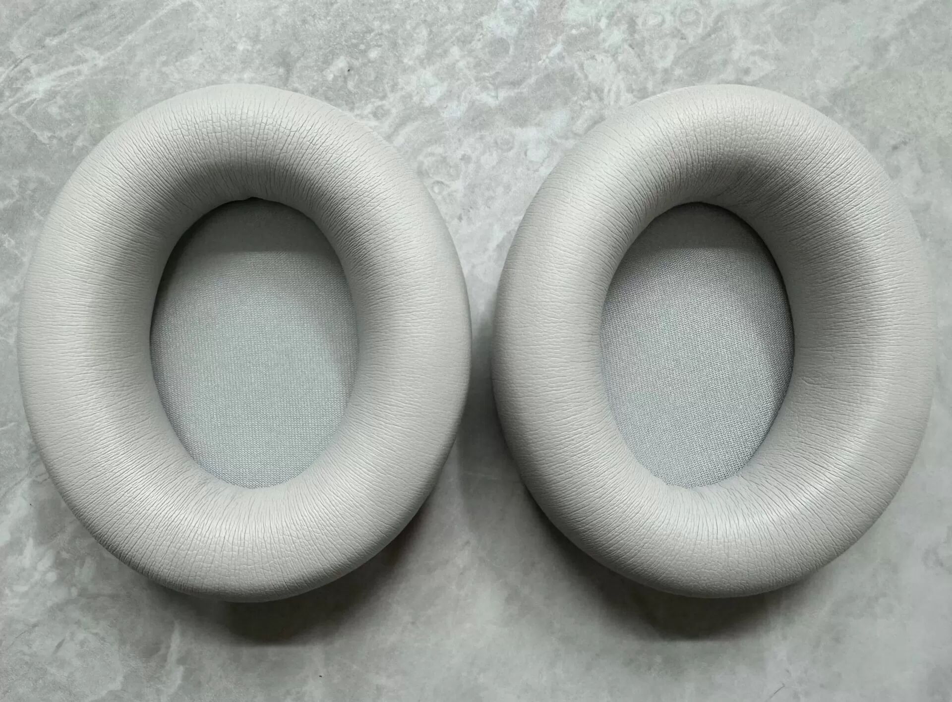 INF Coussinets de remplacement pour Beats Studio Pro Blanc
