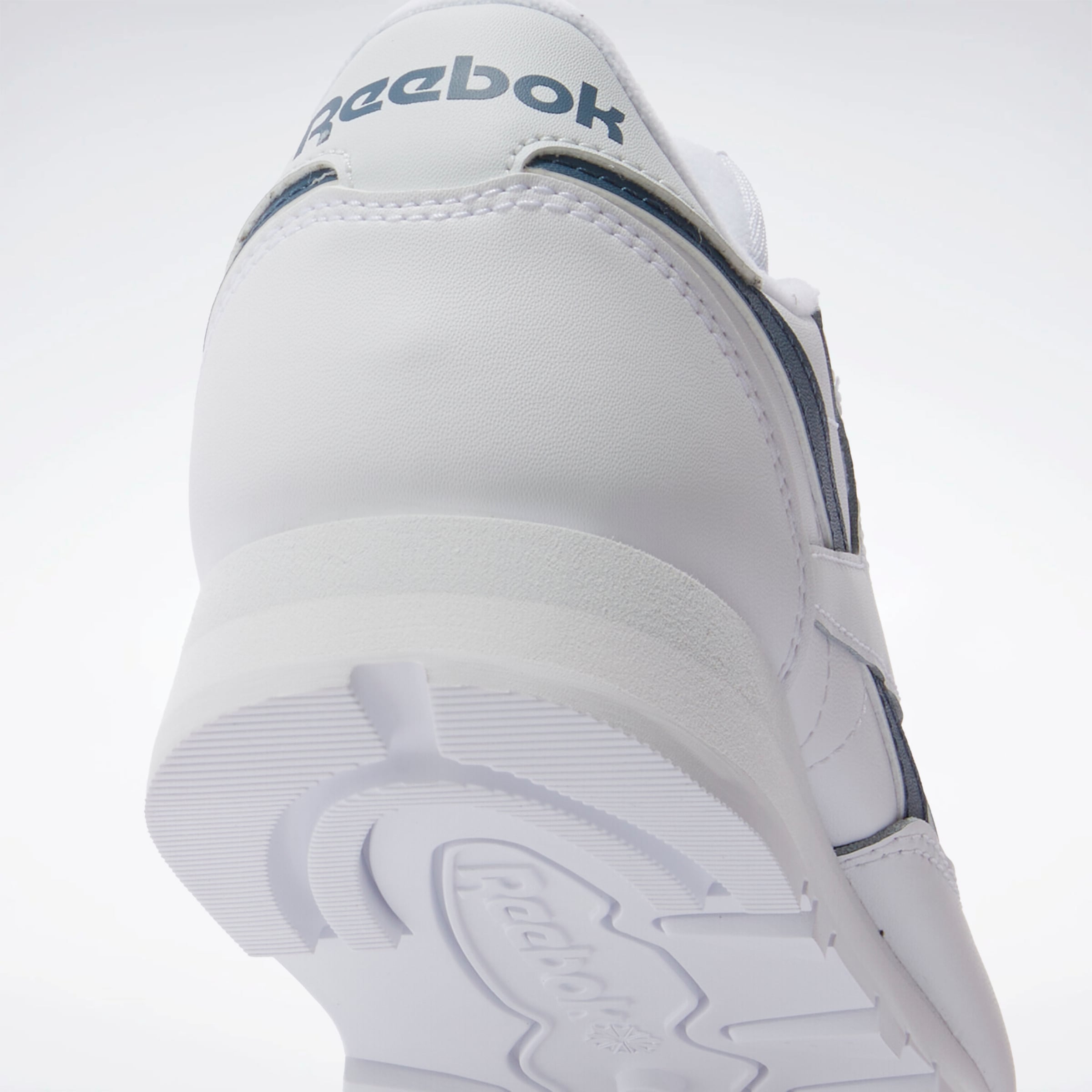 Sneaker REEBOK CLASSIC "CLASSIC LEATHER", Jungen, Gr. 34,5, weiss (weiß, shadow, moon), Synthetik, Schuhe Sneaker weiß, shadow, moon 34,5