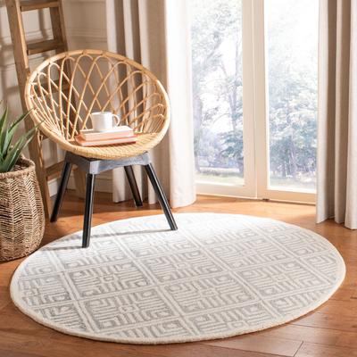 SAFAVIEH Handmade Micro-Loop Anghard Wool Rug