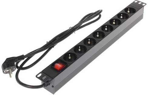 Presa Multipla Con Interruttore - 8 Prese Montaggio Rack 19"