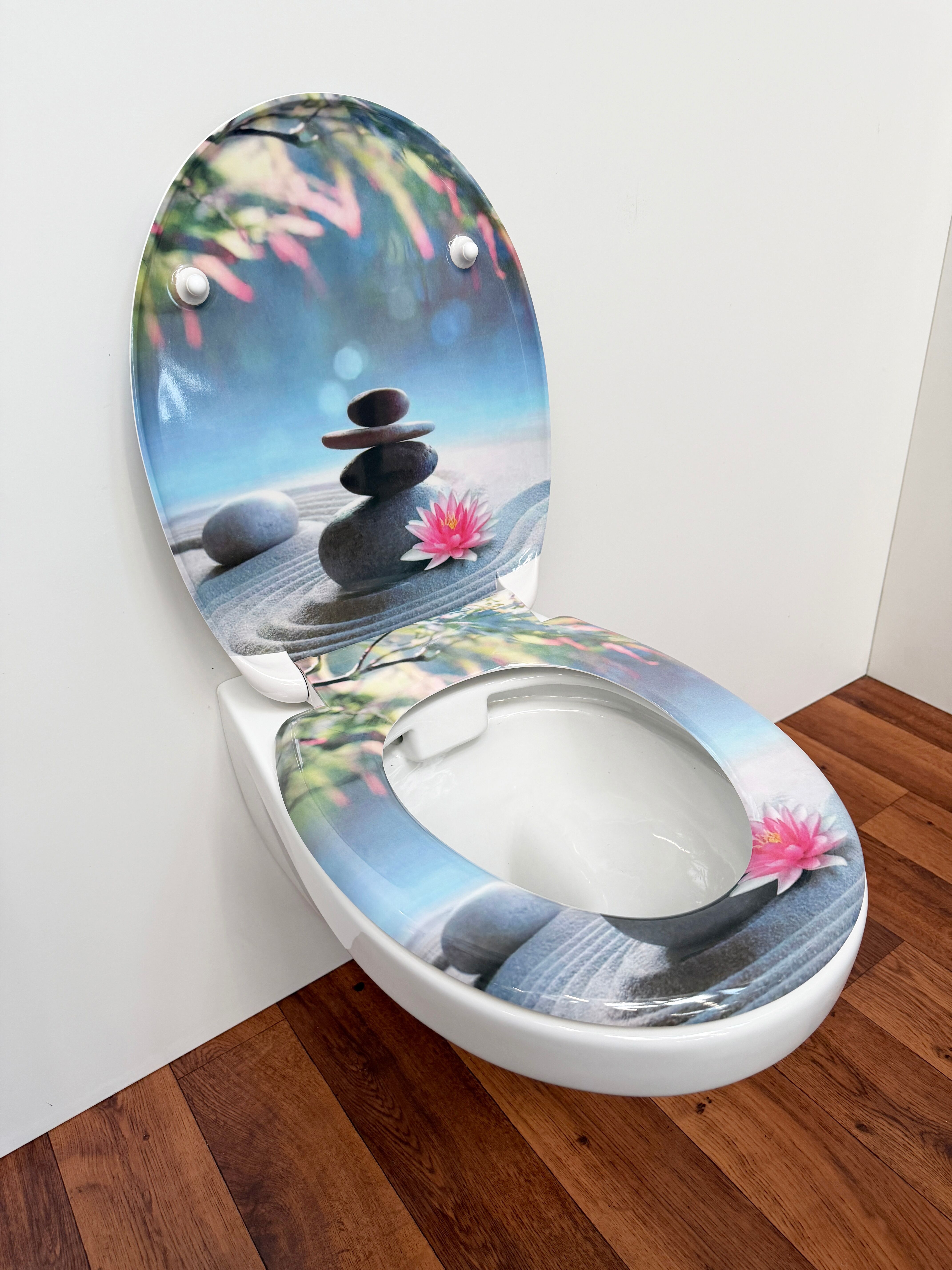 WC-Sitz WELLTIME "Classic Decor", bunt (zen), B:37cm L:45cm, Duroplast, WC-Sitze, WC-Sitz, Kratzfester Duroplast Klo-Sitz mit Absenkautomatik & Schnellverschluss zen Einheitsgröße
