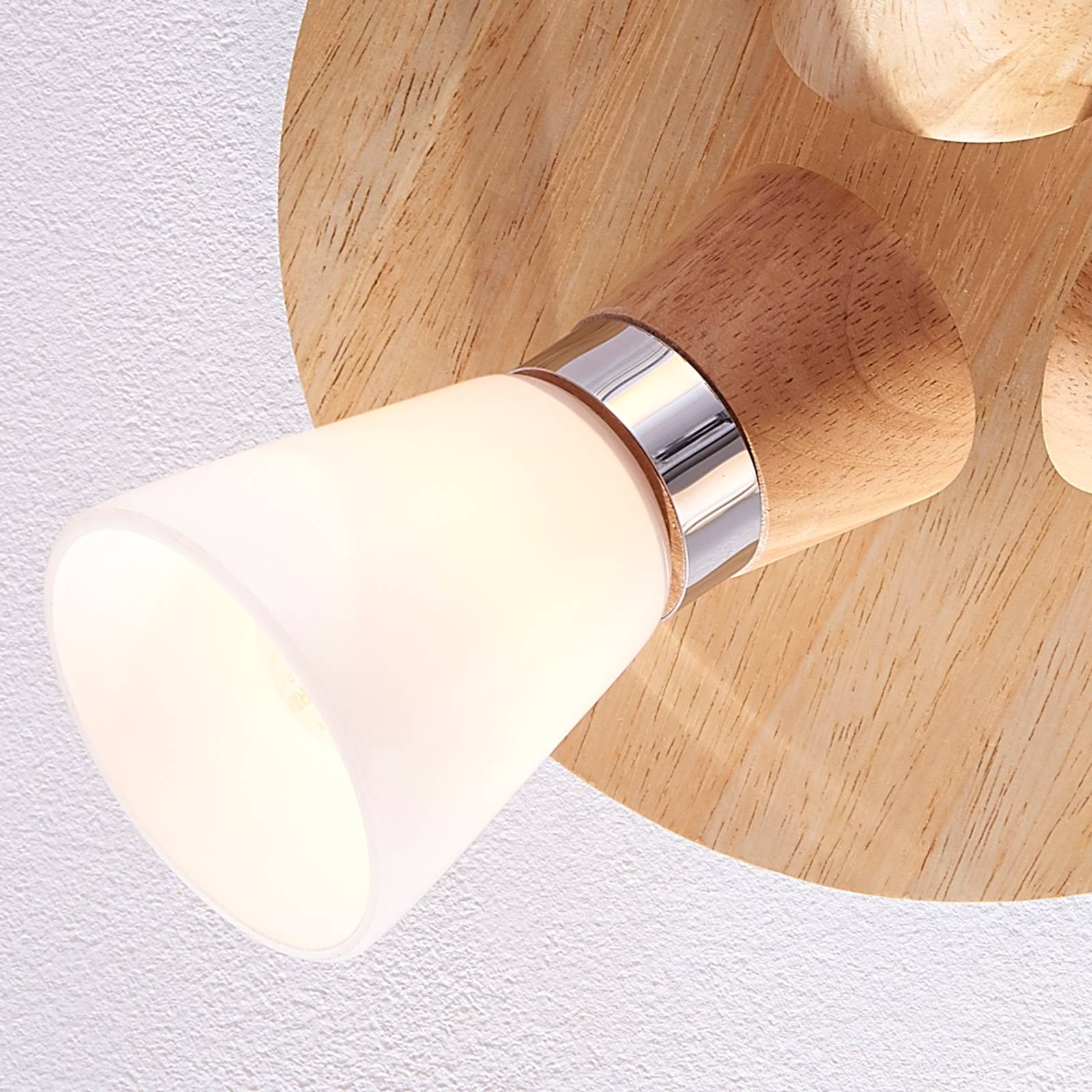 Lindby Deckenlampe Vivica, Ø 26 cm, chrom/Holz, 3-flammig Vivica Lindby, dimmbar, Holz hell, für Wohn- / Esszimmer, Holz, Skandinavisch, Deckenlampe