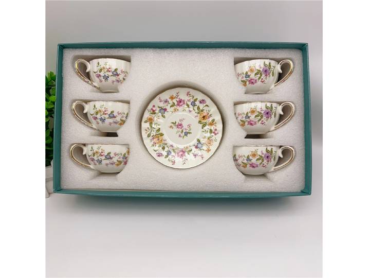 Tasse à expresso exquise avec thé de l'après-midi de haute valeur esthétique avec 6 tasses et 6 assiettes, coffret cadeau en céramique européenne