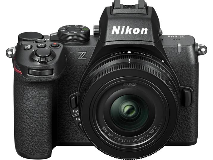 Nikon Z50 II + 16-50mm f/3.5-6.3 + 50-250mm f/4.5-6.3