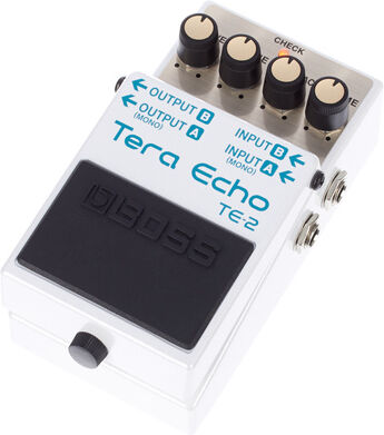 Boss TE-2 Tera Echo