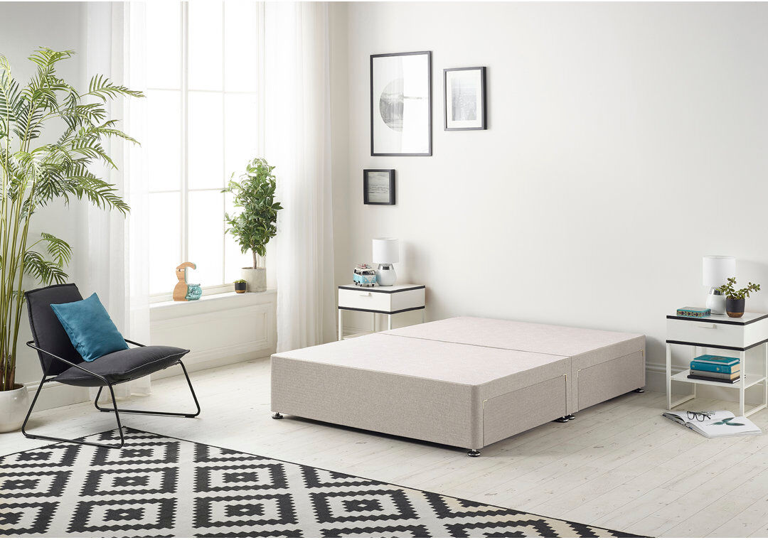 17 Stories Faydra Bed Silver Kingsize (5')