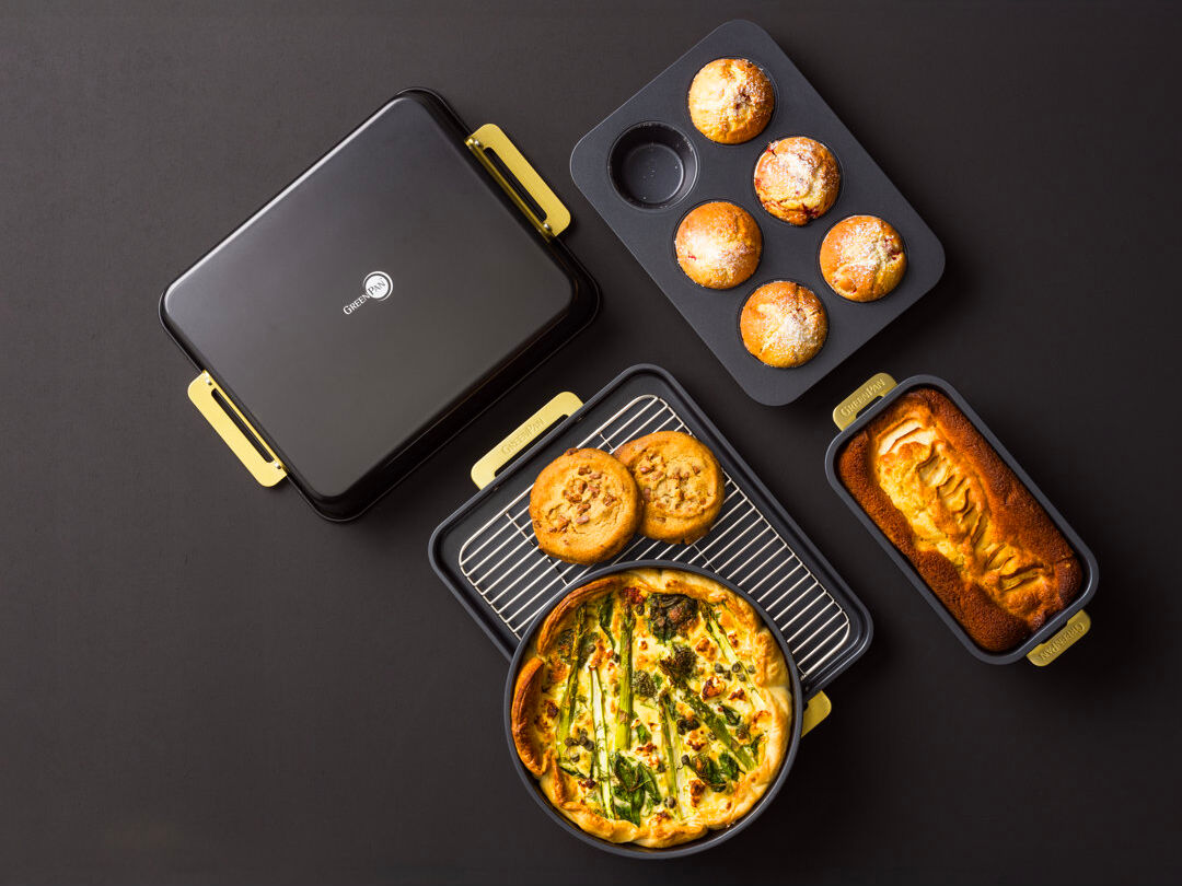 GreenPan Padova Reserve PFAS Free Non Stick Bakeware 5 Piece Set Cream/Green 5