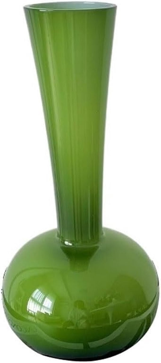 Groene decoratieve glazen vaas met lange hals