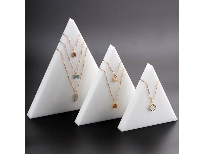 Support de présentation de bijoux en acrylique solide - Présentoir triangulaire suspendu pour pendentifs et colliers, accessoire de photographie MJ709