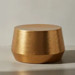 KADIMA DESIGN Couchtisch ENNS: Orientalisch, Aluminium, Hammerschlagstruktur, praktische Ablage