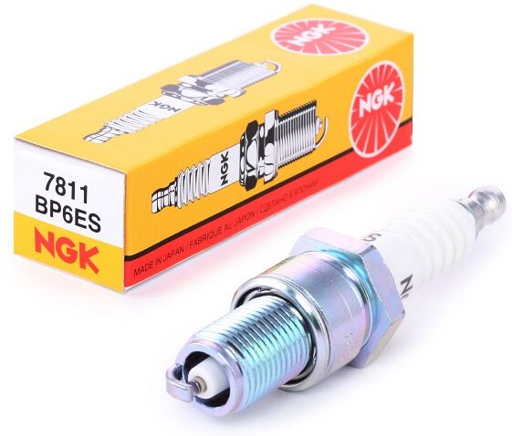 NGK 7811 Spark plug