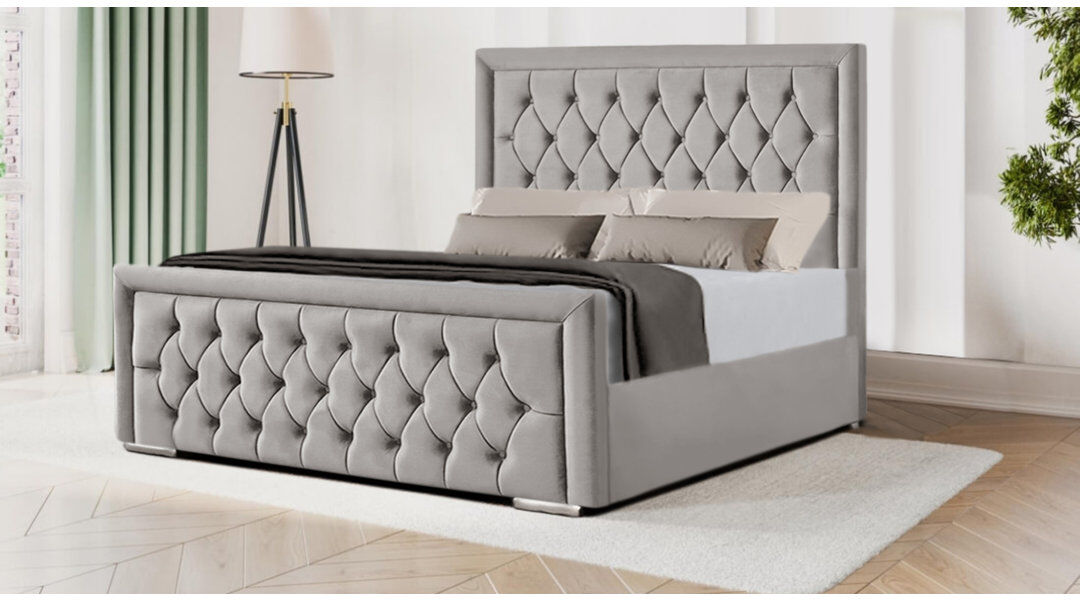 Rosdorf Park Brentley Upholstered Velvet Bed Silver King (150 x 200 cm)