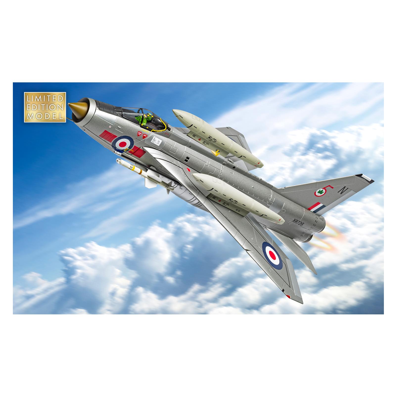 Corgi English Electric Lightning F.6 XR726/N RAF Binbrook Wing (AA28404)