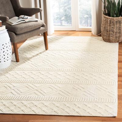 SAFAVIEH Handmade Vermont Magi Wool Rug