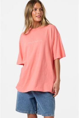 O'Neill s Linear Scape Oversized T-Shirt in Georgia Peach, Size Small
