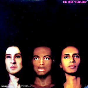 The Ones - Flawless - Preis vom 09.10.2026 07:28:09 h