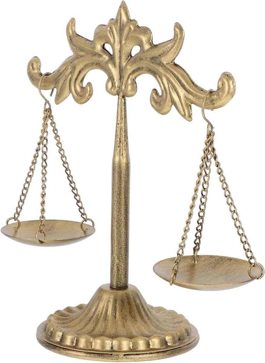 Gouden metalen weegschaal in vintage stijl voor het presenteren van sieraden, 24 cm