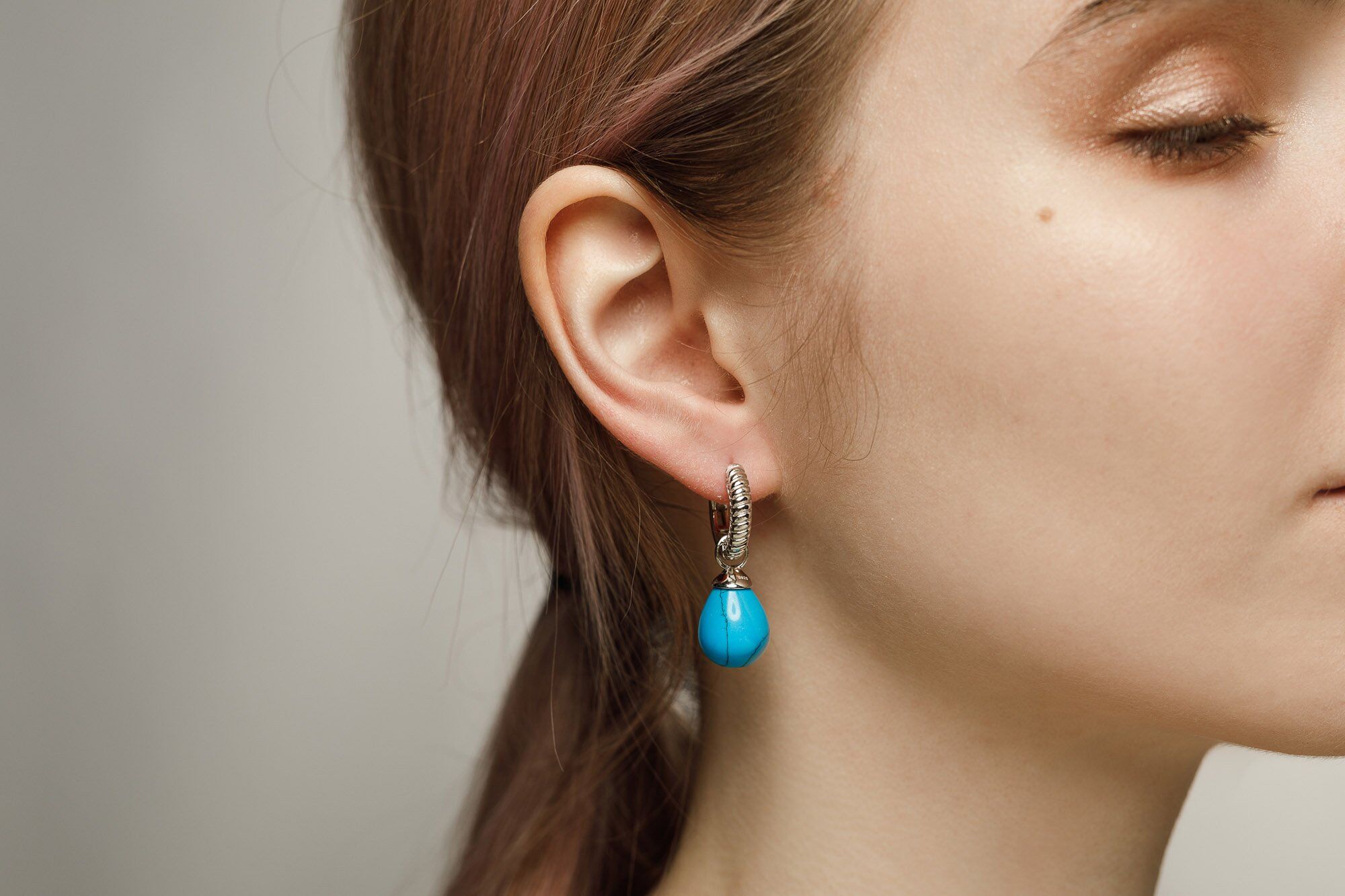 NEORE Elsa Cold Base Earrings
