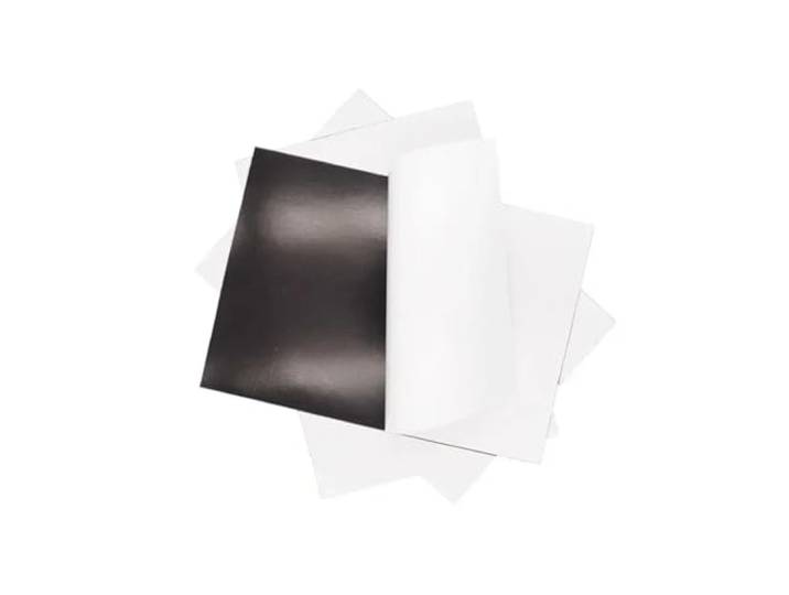 Badge Making Kit Gummi-Magnet-Magnetplatten, schwarze Magnetmatten für Kühlschrank, einseitig magnetisch schneiden, 0,5 mm Button Press Maschine(10pcs)