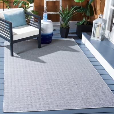 SAFAVIEH Hampton Geike Indoor/ Outdoor Geometric Rug