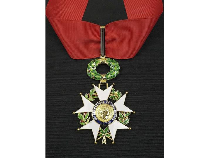 Insigne du chevalier de l'ordre de la grande commandant de France de la seconde guerre mondiale, la commande d'honneur du commandant français