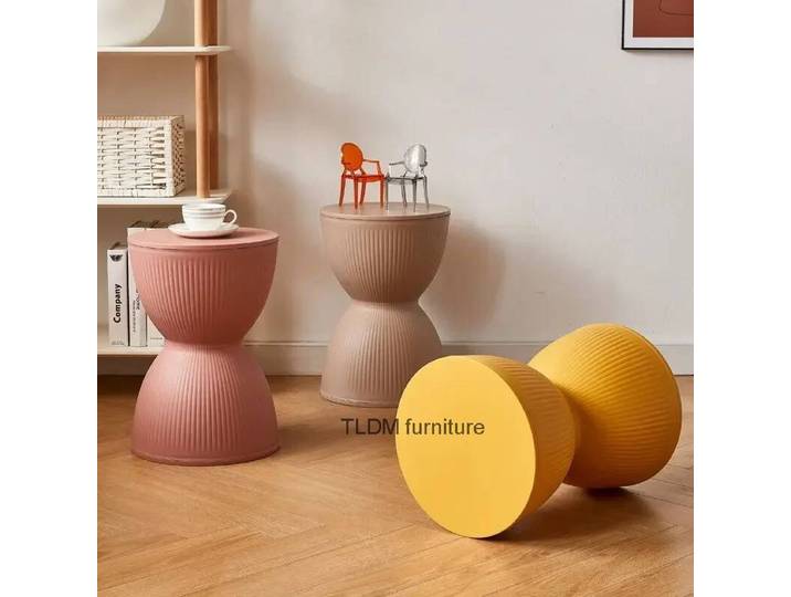 Tabouret d'appoint rond créatif en plastique de style nordique, petit tabouret sablier, table à chaussures, tabouret bas épaissi