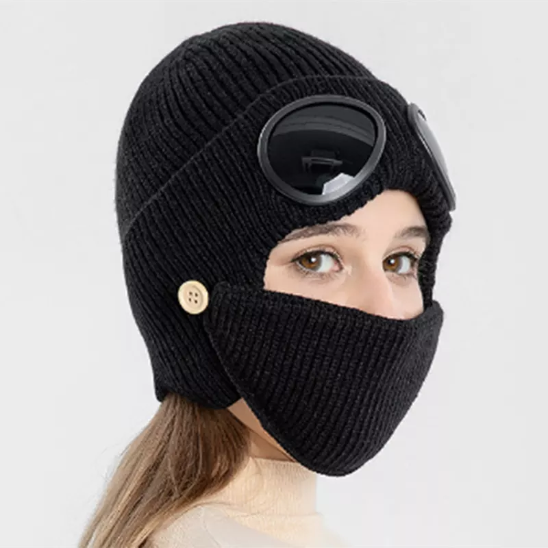 INF Gestrickte Mütze mit Brille und Maske