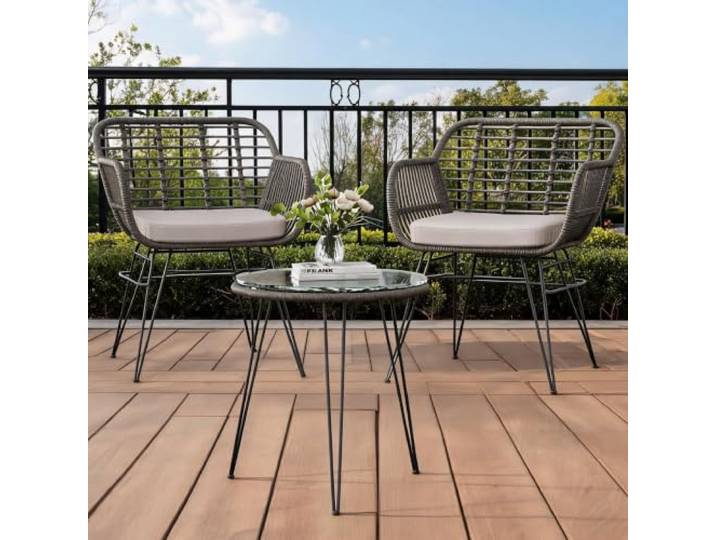 GarveeMore Rattan-Gartenmöbel-Set 3-teilig, Beige, Balkonmöbel Ergonomische Sessel mit weichen Sitzkissen und kompaktem Glastisch – ideal für entspannte Stunden auf Balkon und Terrasse.