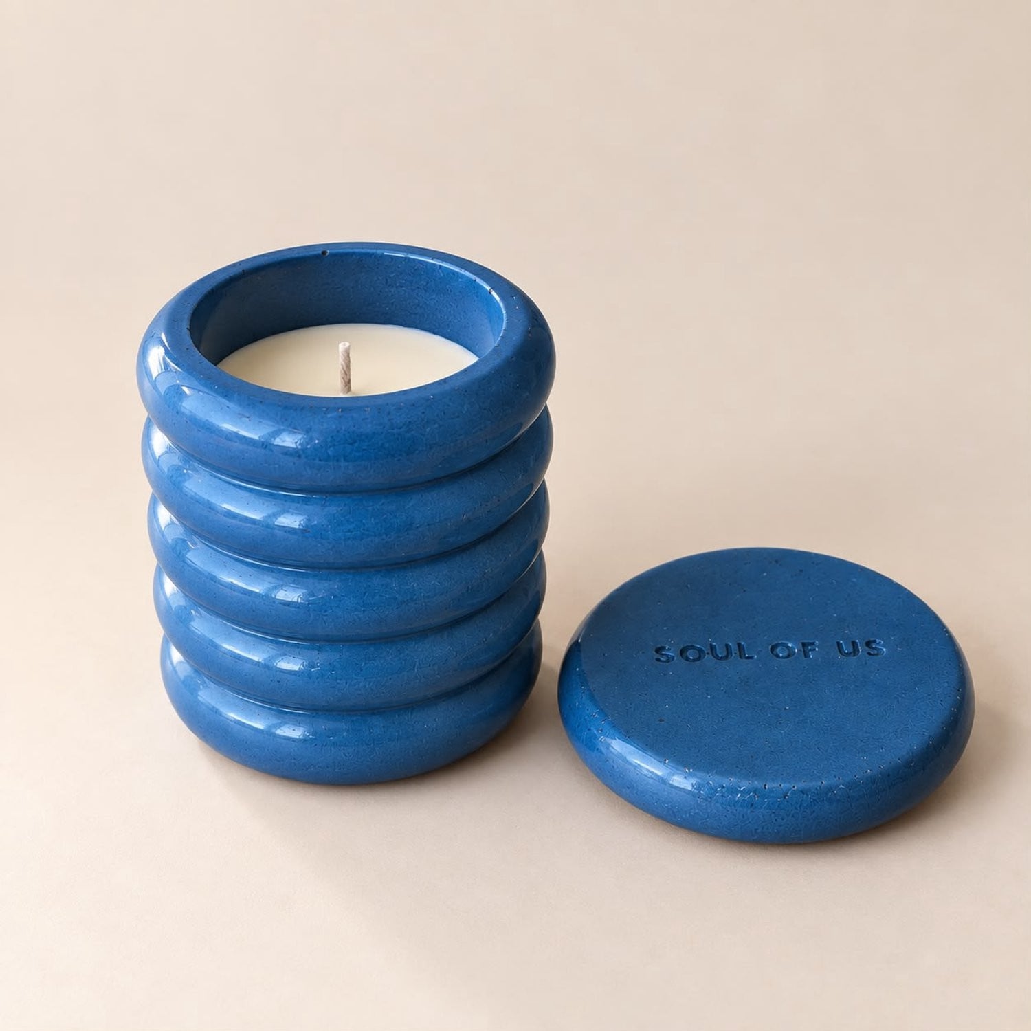 Soul Of Us Sage & Sea Salt Geurkaars van Soja door Rituals