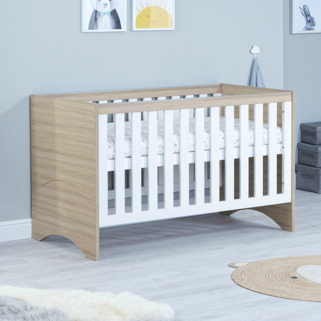 BabyMore Veni Cot Bed White Oak