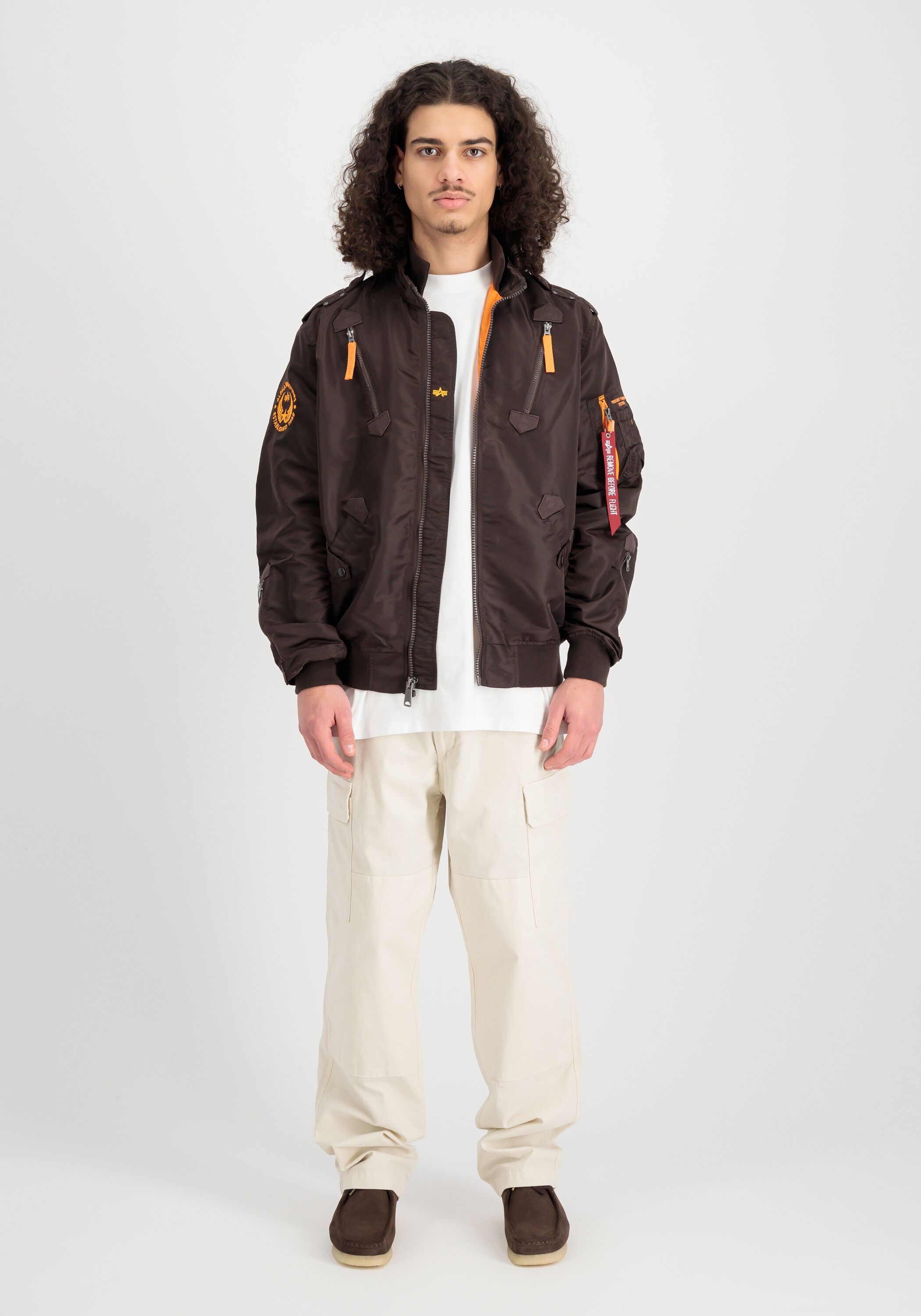 Bomberjacke ALPHA INDUSTRIES "Falcon II Light", Herren, Gr. S, braun (hunter braun), Shell: 100% Nylon. Lining: 100% Nylon, Jacken Bomberjacke hunter braun S