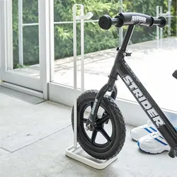 Yamazaki Tower Kinder-Fahrradständer Laufrad Stahl weiß 4340