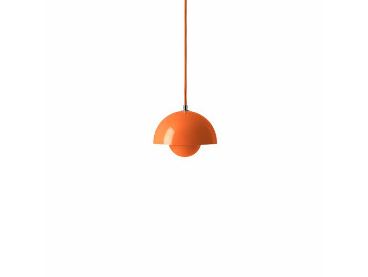 Flowerpot VP10 Hängeleuchte, Ø 16 cm, orange - &TRADITION - Wohnzimmer - Design - Metall - Mit Schirm