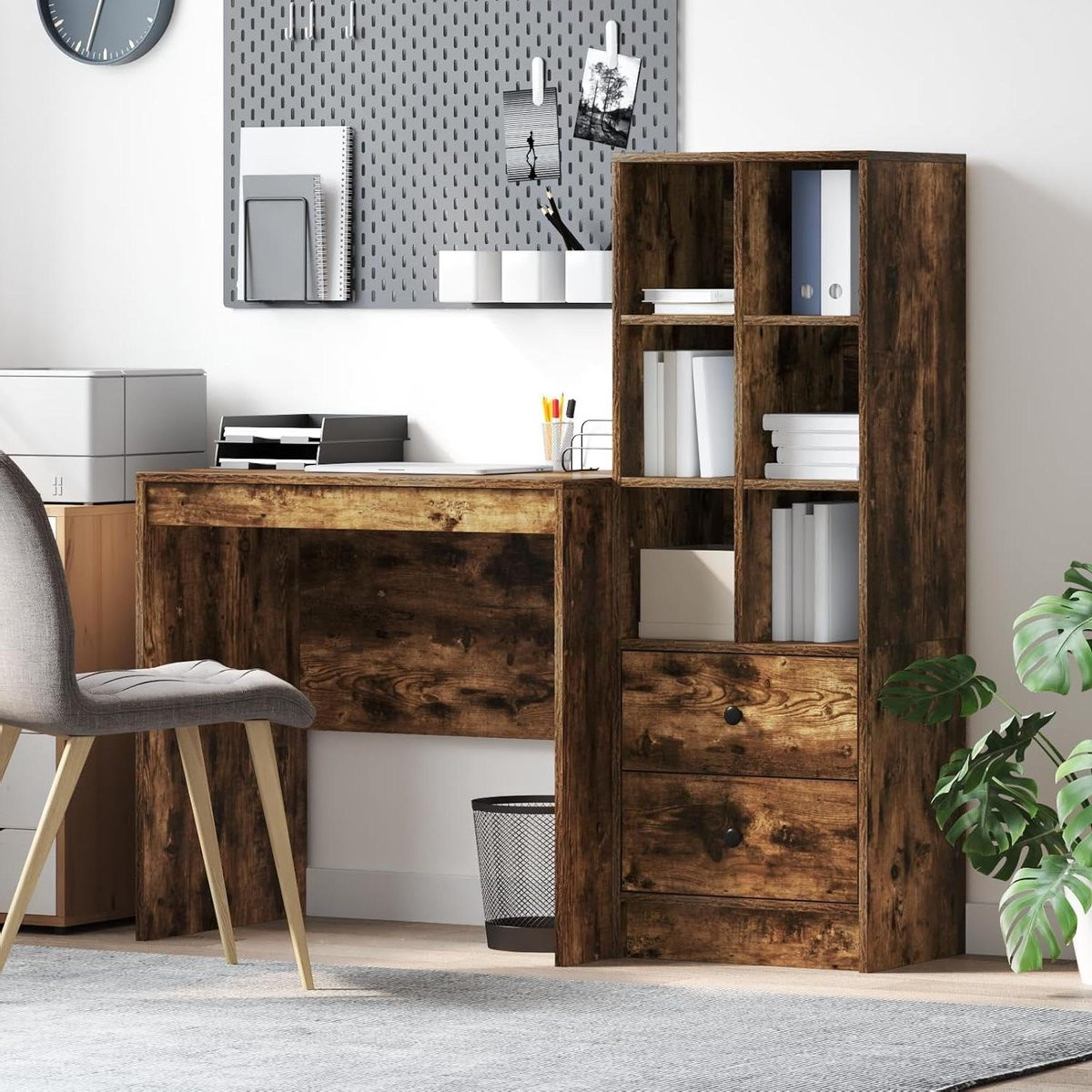 Bureau met lades en opbergruimte in rookeiken
