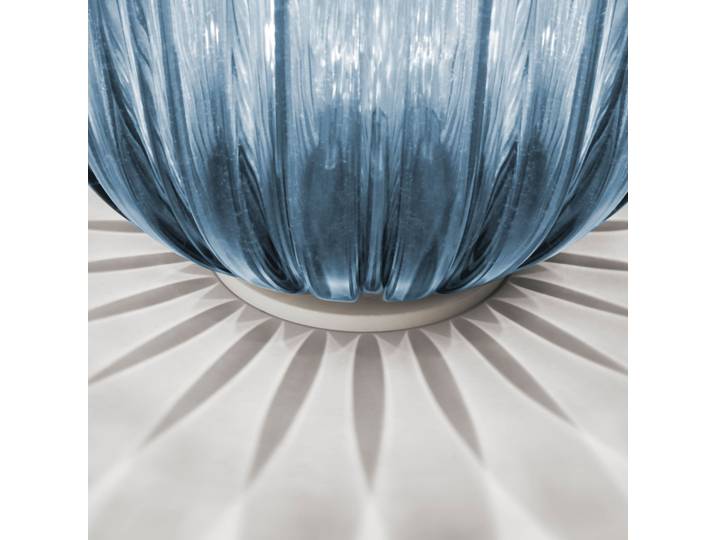 Plass Medium Tischleuchte o/Dimmer Hell Blau - Foscarini - Wohnzimmer - Kunststoff