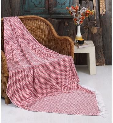 COZY TRENDS COLLECTION Handwoven Chevron Cotton Throw Blanket - All-Season Comfort with Boho-Chic Style!