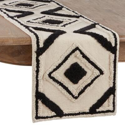 Saro Lifestyle Shag Diamond Design Table Runner