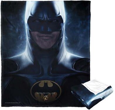 DC Comics Warner Brothers DC The Flash Batman Silk Touch Blanket