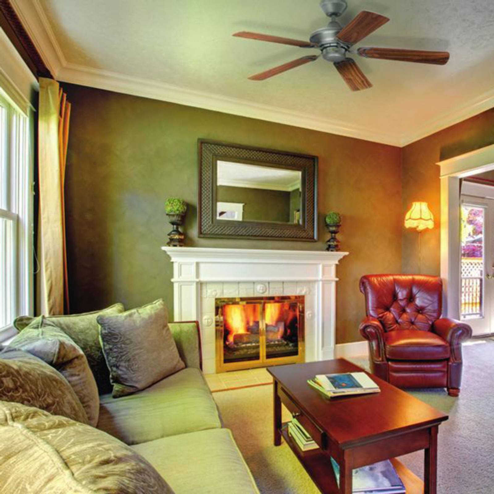 Westinghouse Nevada ceiling fan, quiet, walnut/cherry, Dark wood, Living / Dining Room, Plastic, Modern