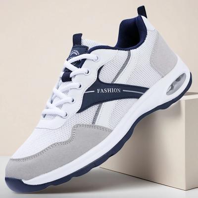 LightInthebox White and Grey Fashion Sneakers for Men – Comfortable Casual Shoes with Bold Branding, Ideal for Outdoor, Travel and Leisurewear