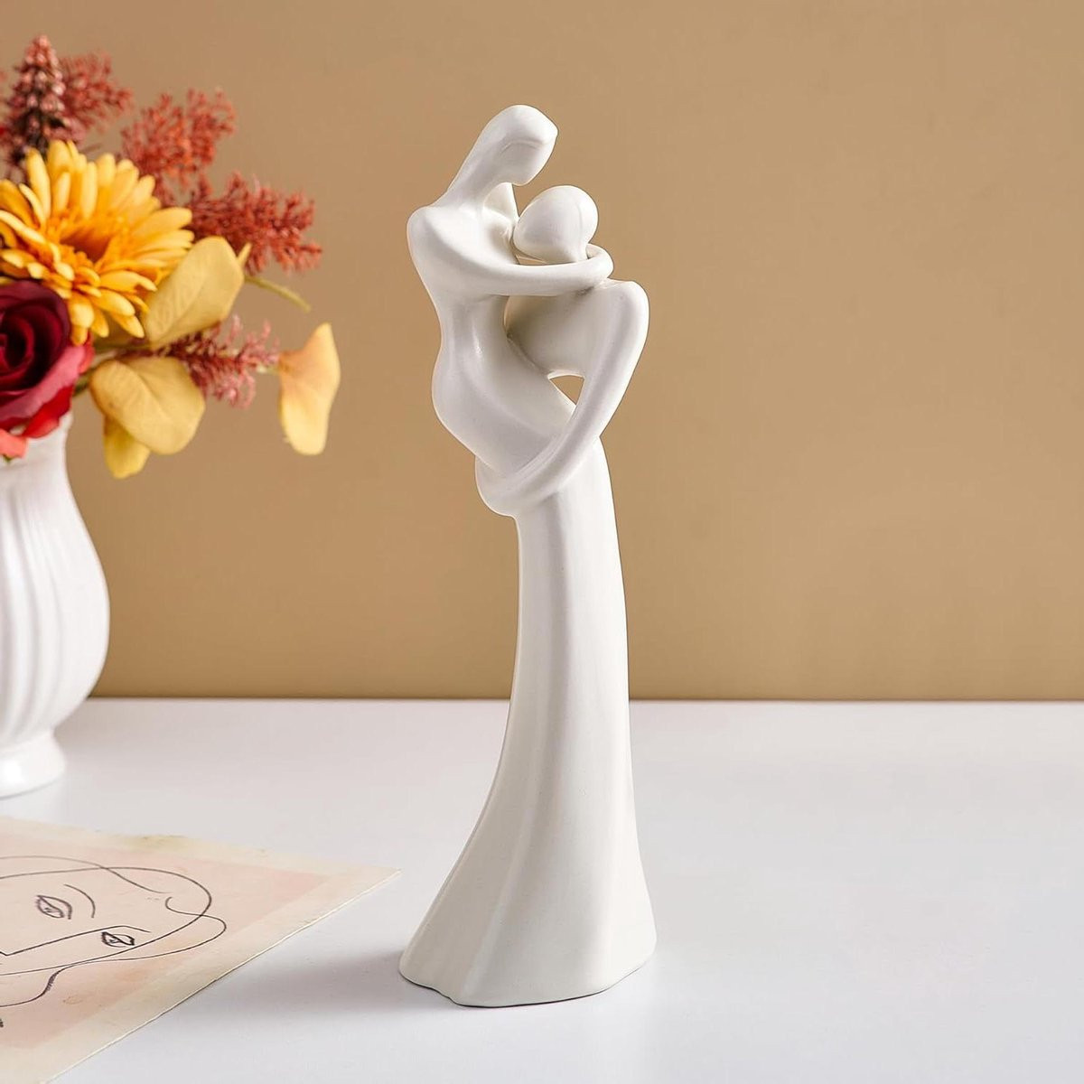 Wit Koppel Beeldje Liefdesbeeld voor Huisdecoratie
