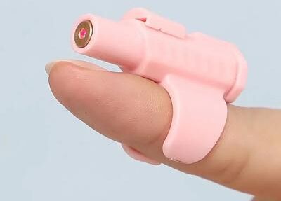 Uplift Picks Portable Mini Finger Sleeve Laser Cat Toy For Interactive Play pink