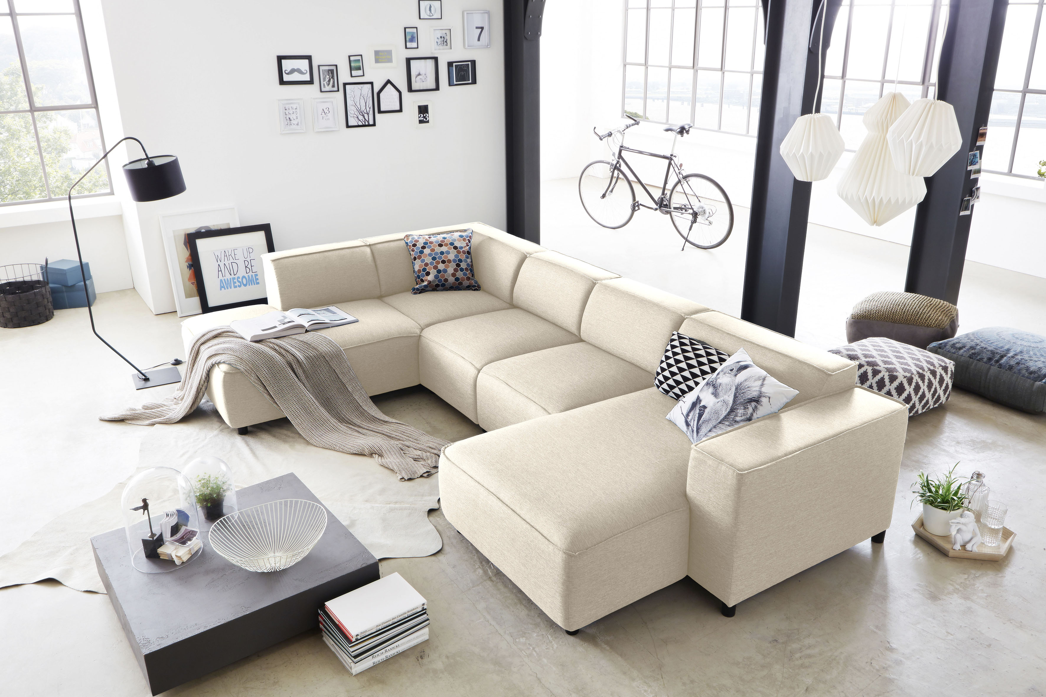 Wohnlandschaft GOODPRODUCT "Bulky U-Form", beige, B:324cm H:70cm T:195cm, Sofas, Wohnlandschaft, in U-Form und XXL Sitzfläche, modular aufgebaut beige B/H/T: 324cm x 70cm x 195cm, Feinstruktur, langer Schenkel links