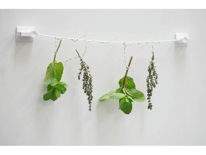 Seilspanngarnitur GARDINIA Klebe-Seilspannvitrage , weiss (weiß), H:150cm L:150cm, Kunststoff, Gardinenbefestigungen, Seilspanngarnitur, Alternative zu Vitrage- oder Caféhausstangen