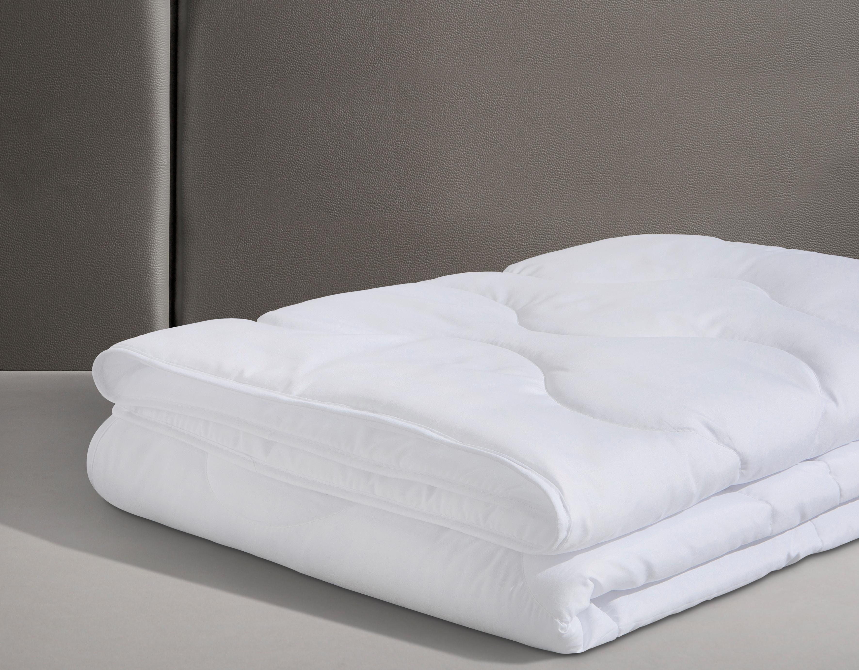 Kunstfaserbettdecke JEKATEX "Hohenstein Bettdecke, 135x200 oder 155x220 cm, für Sommer oder Winter", weiss (weiß), B:155cm L:220cm, Bezug: 100% Polyester. Füllung: 100% Polyester, Bettdecken, Kunstfaserbettdecke, mit antibakterielle Wirkung durch Aegis-Te