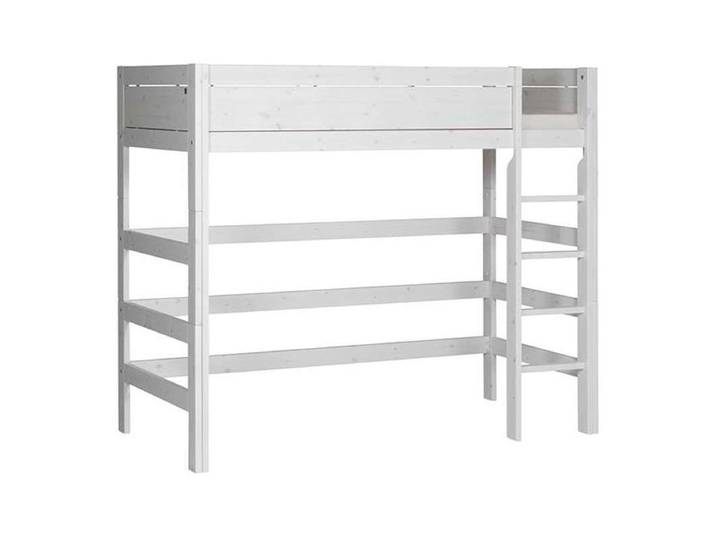 Hochbett mit gerader Leiter