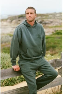 O'Neill s O'riginals Logo Box Hoodie in Hunter Green, Size Large